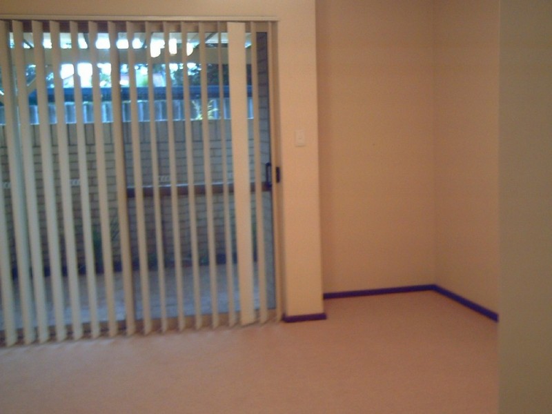 2/60 Robert Street, Como WA 6152