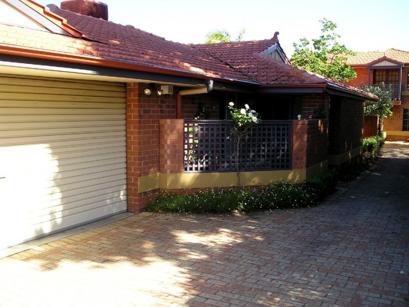 2/39 Gardener Street, Como WA 6152