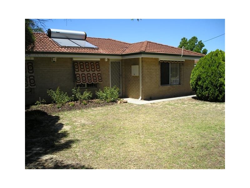 16 Thompson Place, Kewdale WA 6105