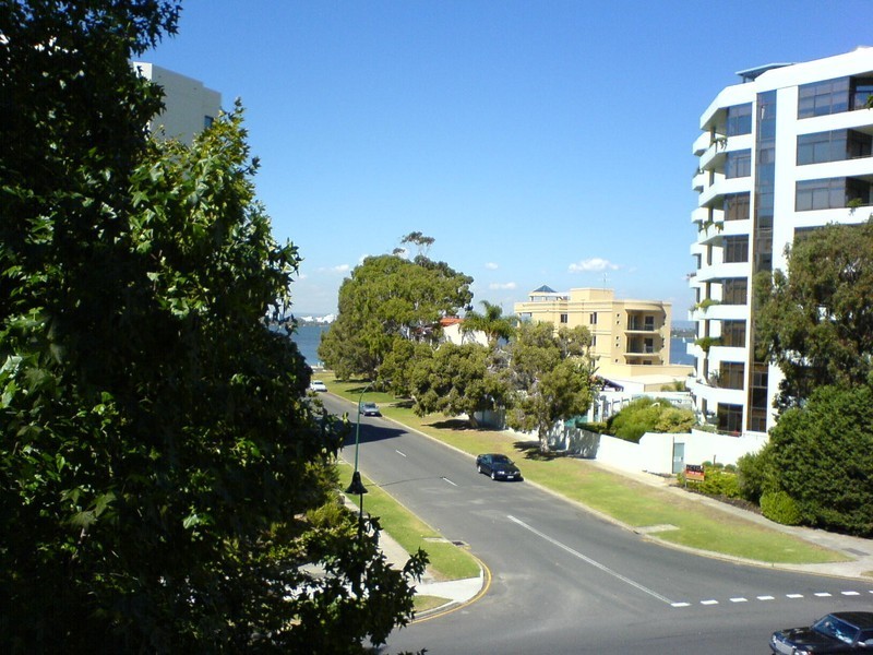 10/27 Mill Point Road, South Perth WA 6151