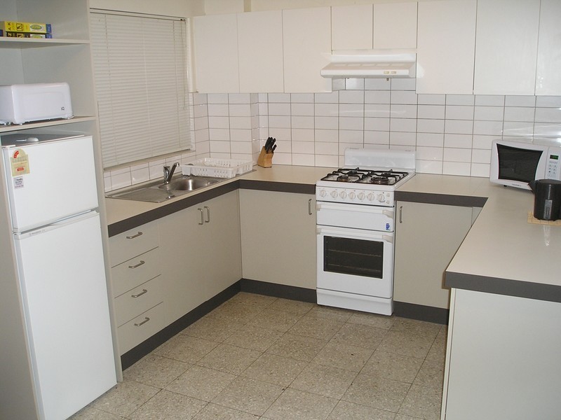 7/106 McDonald Street, Como WA 6152