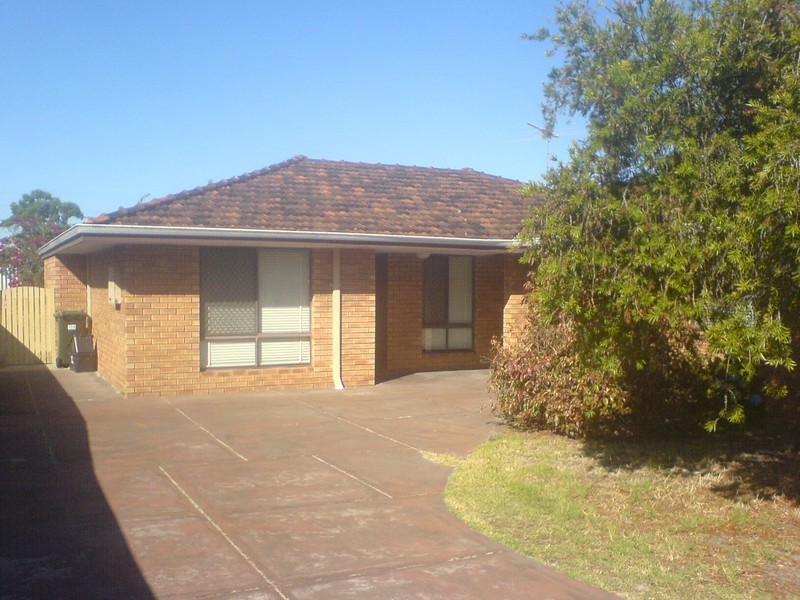 35B Raleigh, Carlisle WA 6101