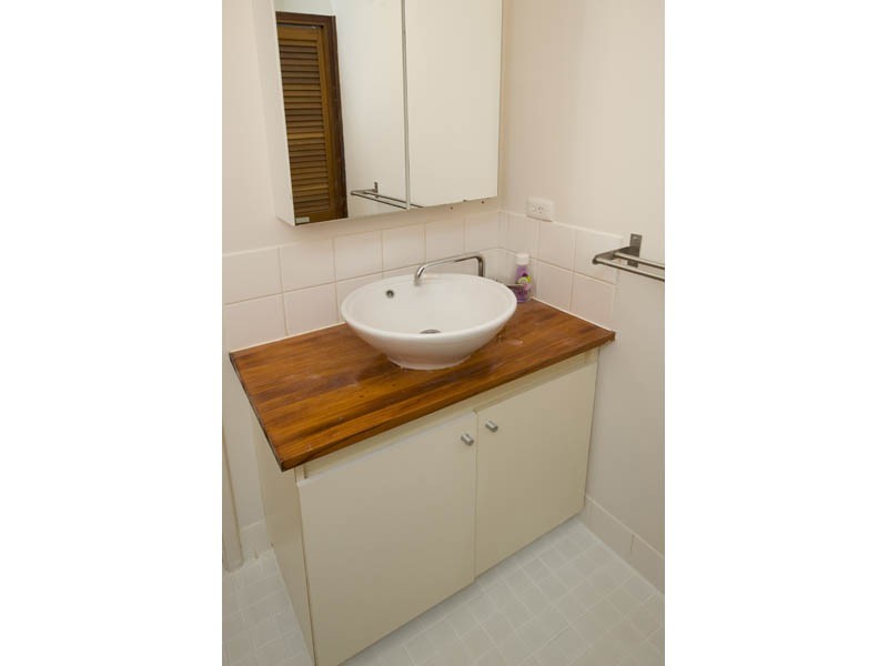 2/4 Jane Road, Applecross WA 6153