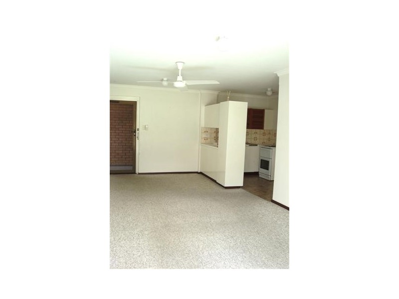 16/1 Clydesdale Street, Como WA 6152
