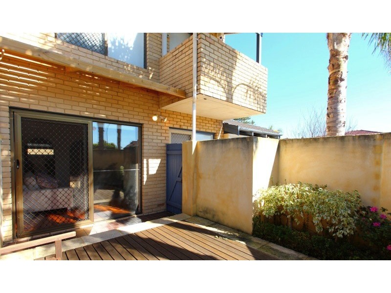 5/5 Cale Street, Como WA 6152