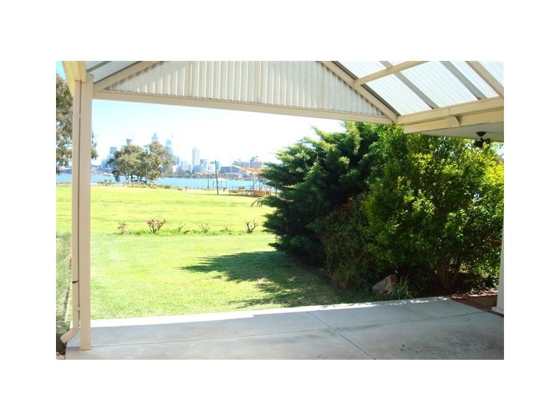 2/6 Manning Terrace, South Perth WA 6151