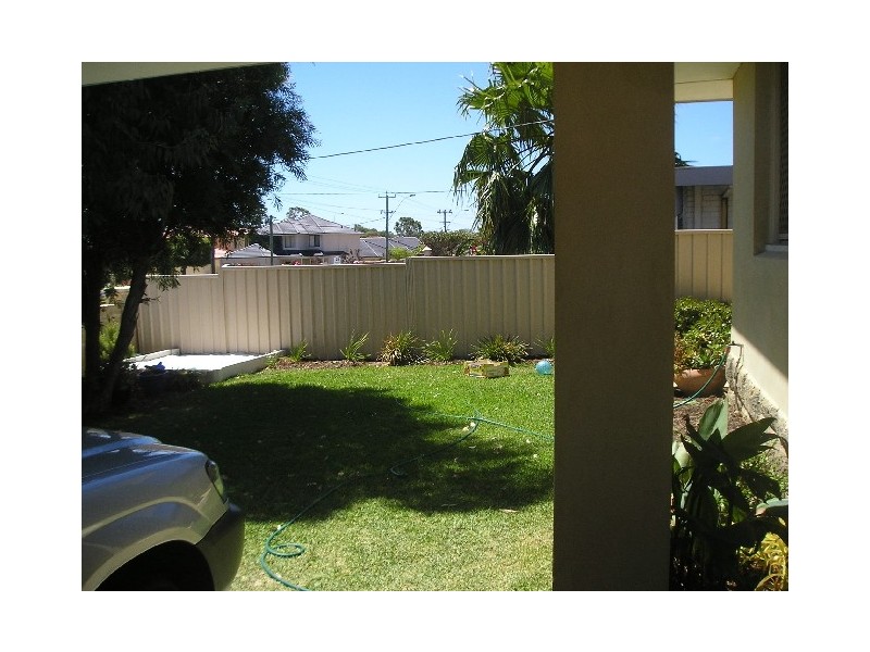 108 Huntriss Road, Karrinyup WA 6018