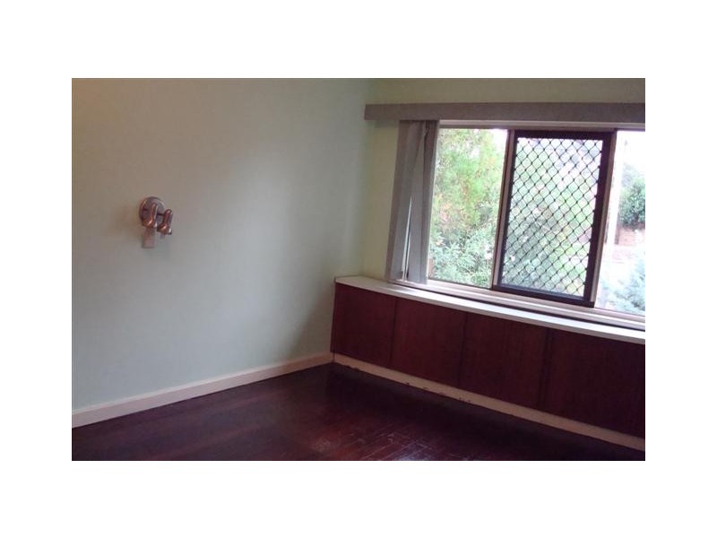 43 Henley Street, Como WA 6152