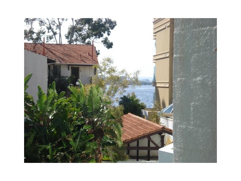 1.1/34 Mill Point Road (Twin Waters), South Perth WA 6151