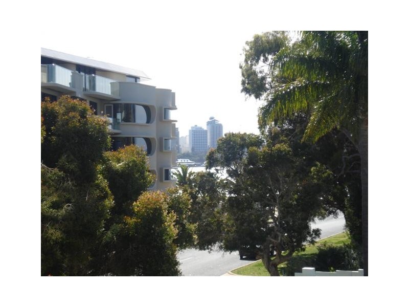 1.1/34 Mill Point Road (Twin Waters), South Perth WA 6151