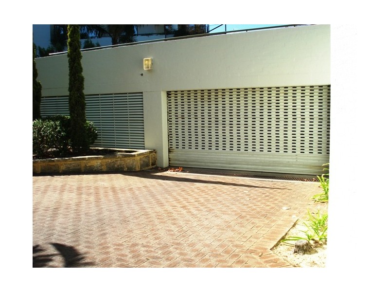 1.1/34 Mill Point Road (Twin Waters), South Perth WA 6151