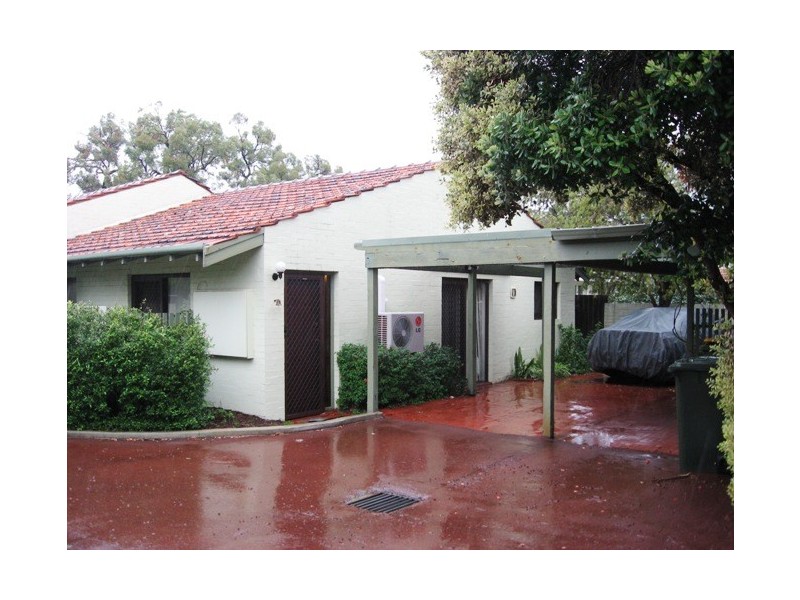 1/62  Lockhart Street, Como WA 6152