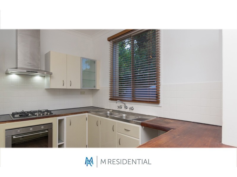 28 Abbott Way, Wilson WA 6107