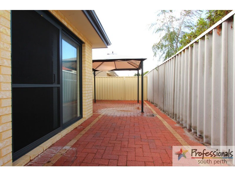 3/82-84 Queen Street, Bentley WA 6102