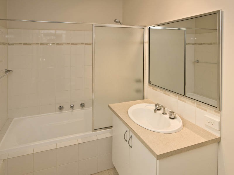 6/82-84 Queen Street, Bentley WA 6102