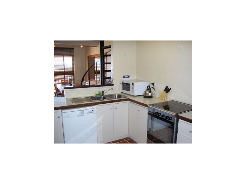 5/13 King George Street, Victoria Park WA 6100