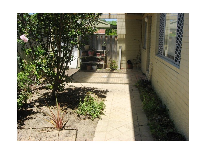 2/3 Ranelagh Cres, South Perth WA 6151