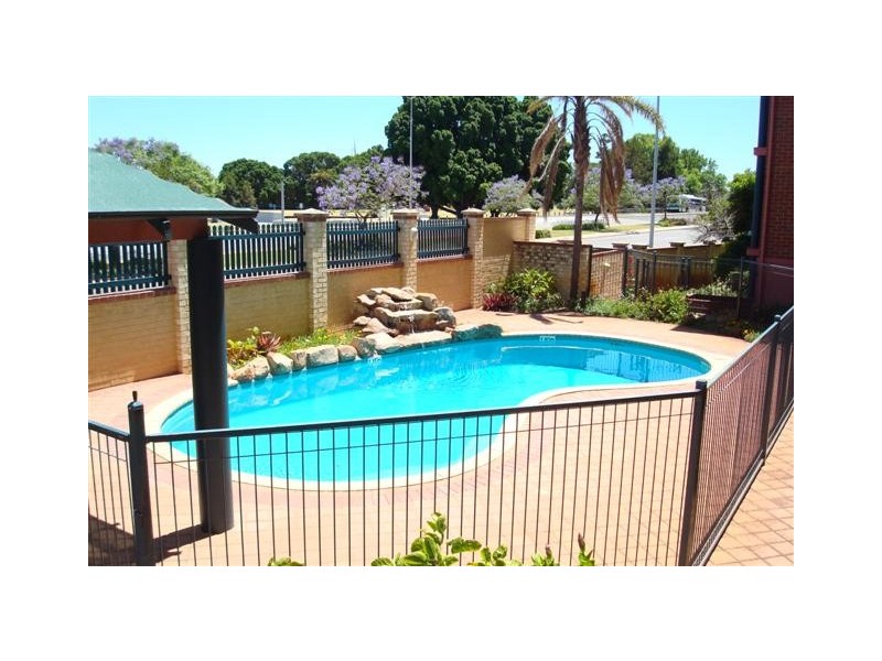 110/7-11 Heirisson Way, Victoria Park WA 6100