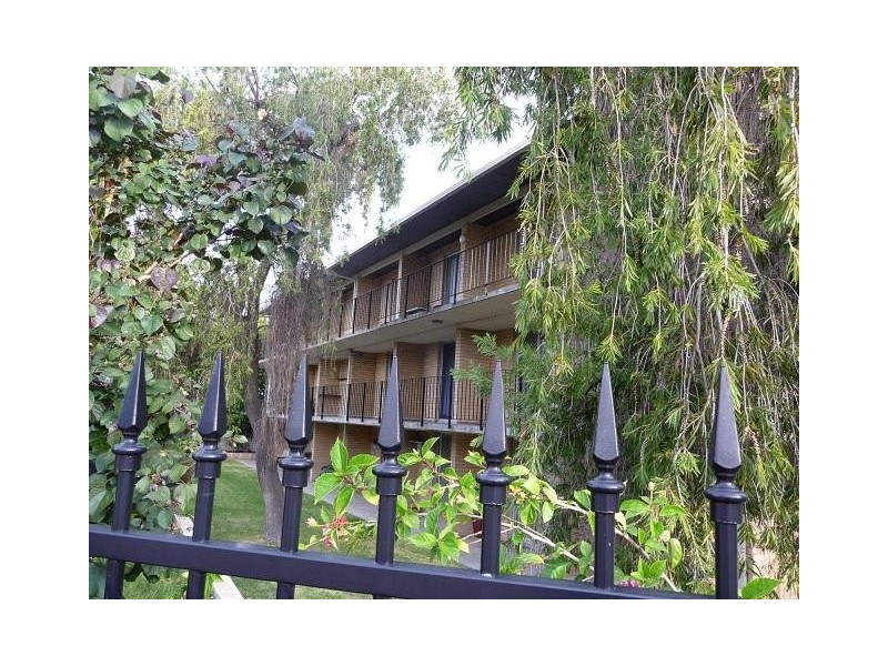 16/939 Albany Highway, Victoria Park WA 6100