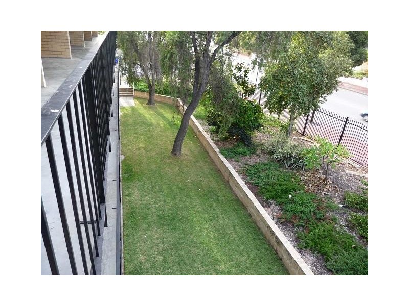 16/939 Albany Highway, Victoria Park WA 6100