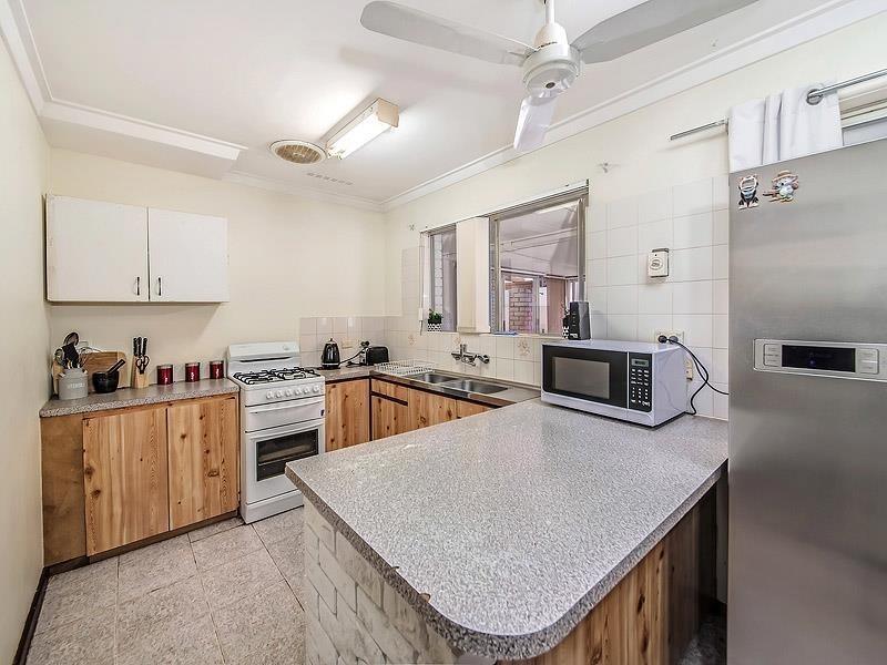 25 Grey Street, Bayswater WA 6053