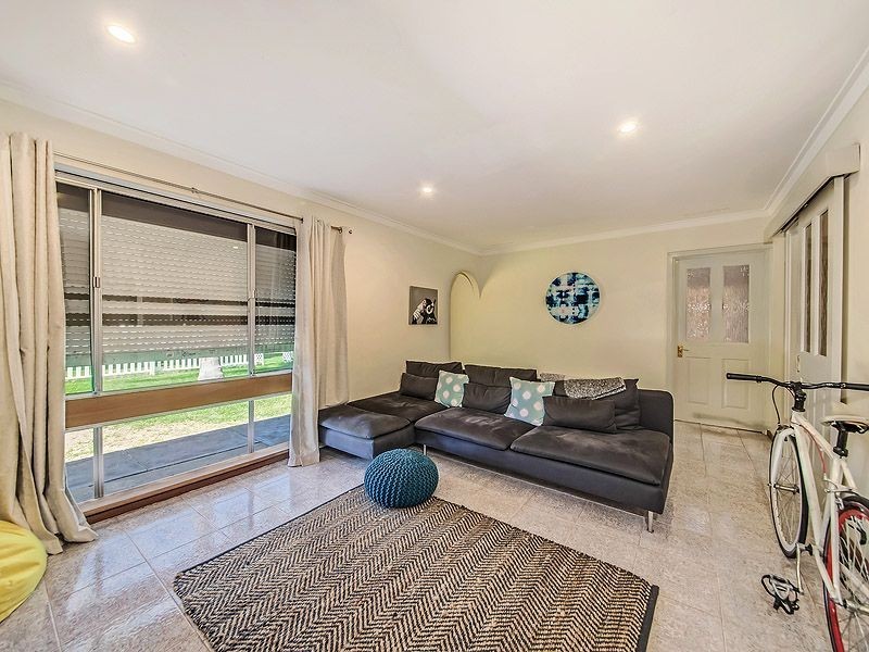 25 Grey Street, Bayswater WA 6053