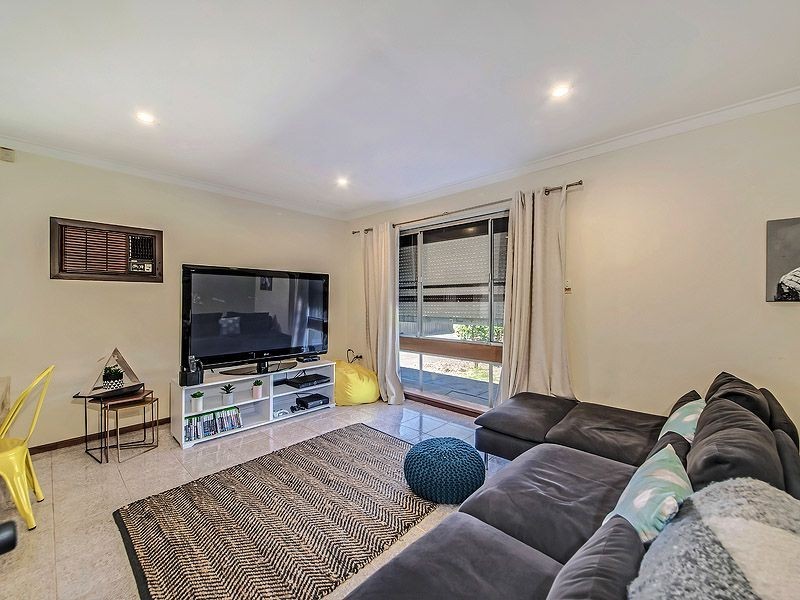25 Grey Street, Bayswater WA 6053