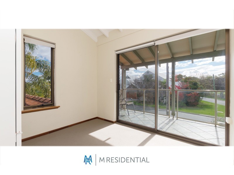 1/21 Scenic Crescent, South Perth WA 6151