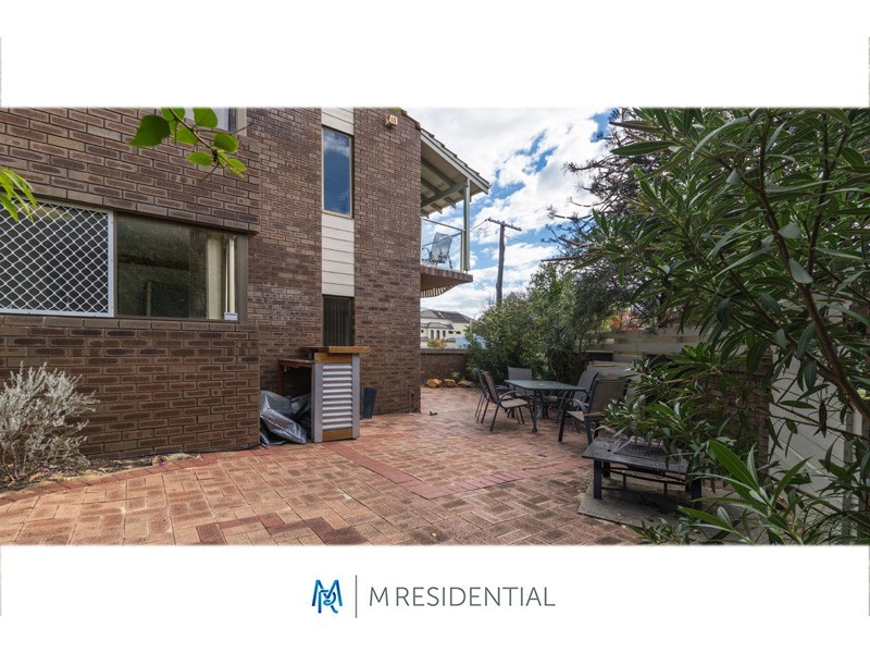 1/21 Scenic Crescent, South Perth WA 6151