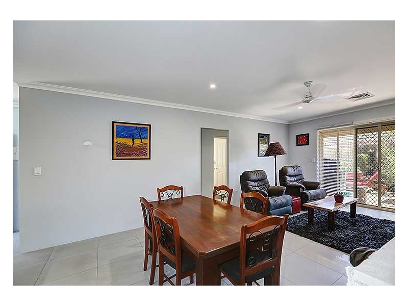 39a Chapman Road, St James WA 6102