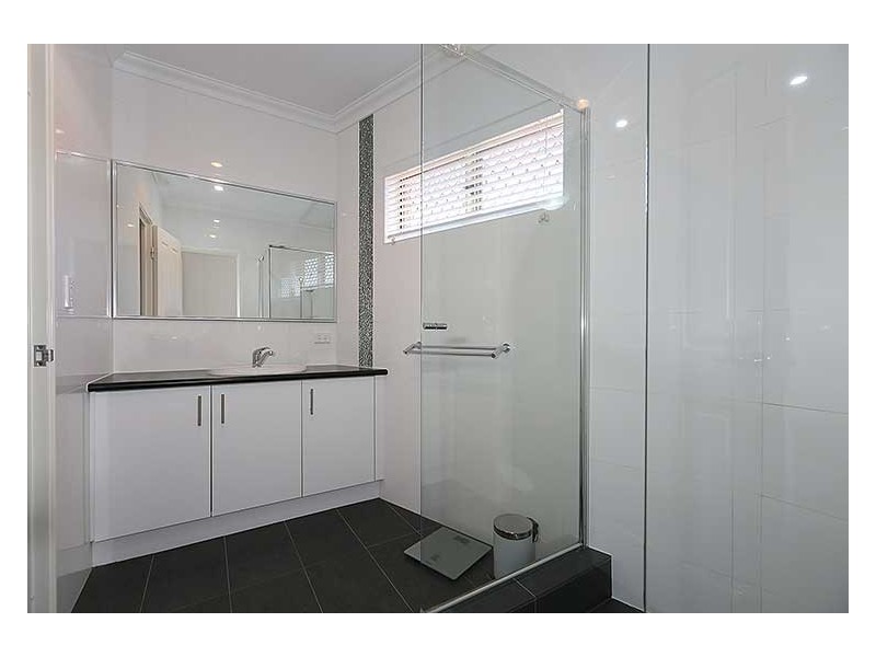 39a Chapman Road, St James WA 6102