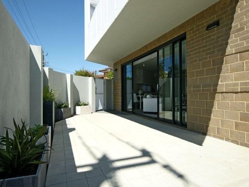 3/277A Mill Point Road, South Perth WA 6151