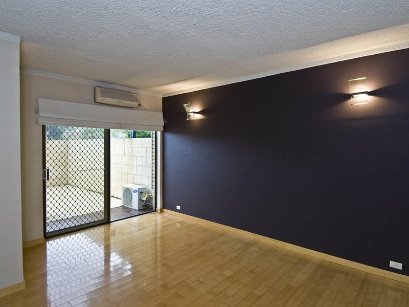 3/5 Cale Street, Como WA 6152