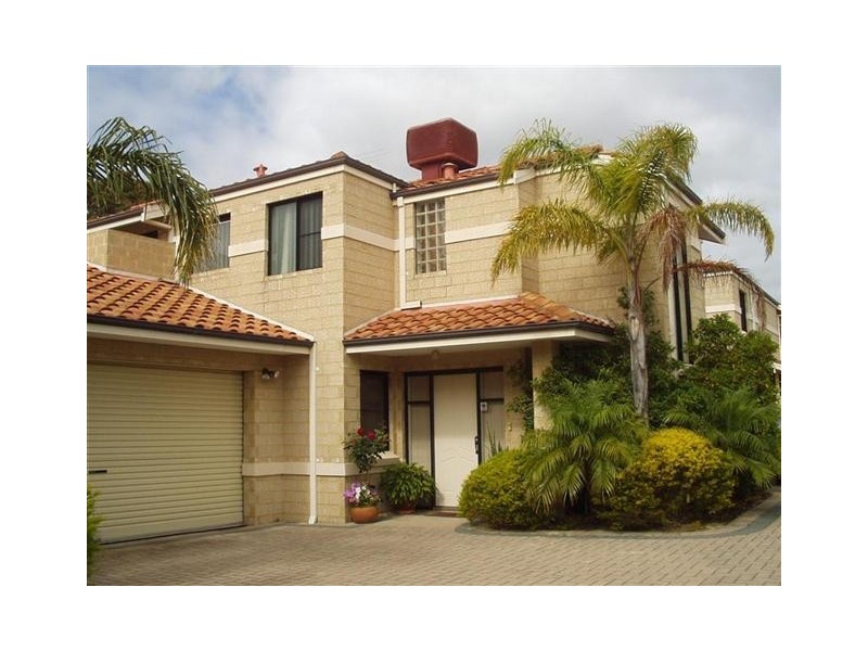 2/53 Lockhart Street, Como WA 6152