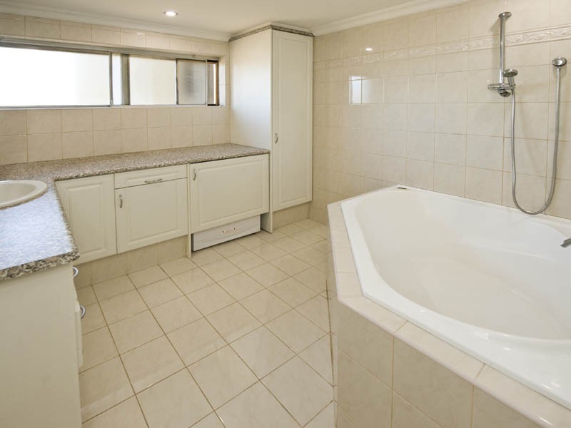 8E/9-11 Parker Street (Windsor Towers), South Perth WA 6151