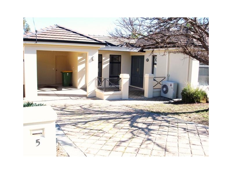 5 Snell Street, Maylands WA 6051