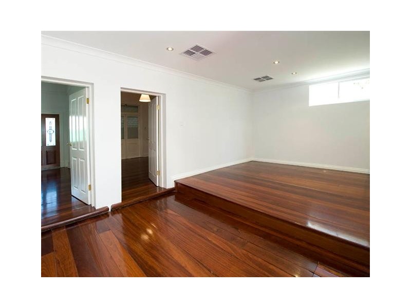 13 Sussex Street, Maylands WA 6051