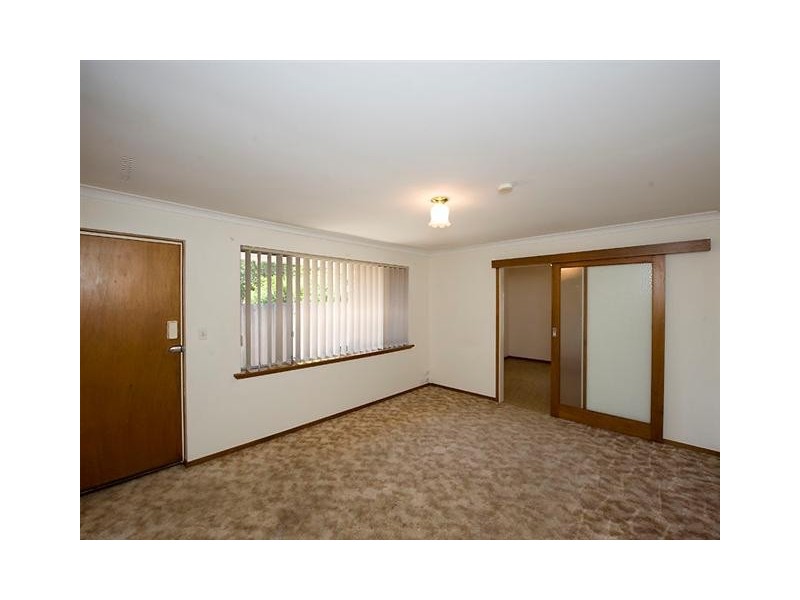 2 Satellite Place, Carlisle WA 6101