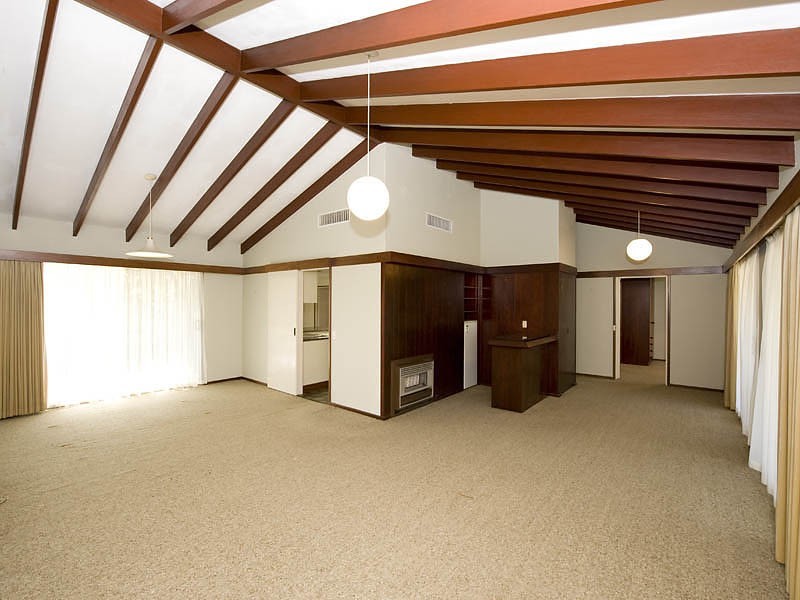 32 Redmond Street, Salter Point WA 6152