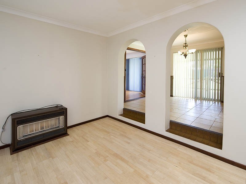 29 Matthew Way, Thornlie WA 6108