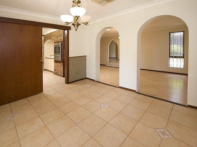 29 Matthew Way, Thornlie WA 6108