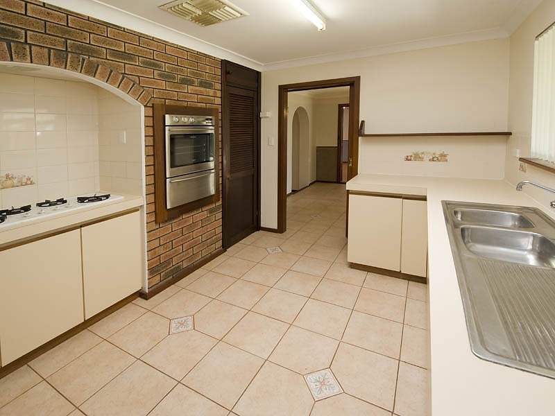 29 Matthew Way, Thornlie WA 6108