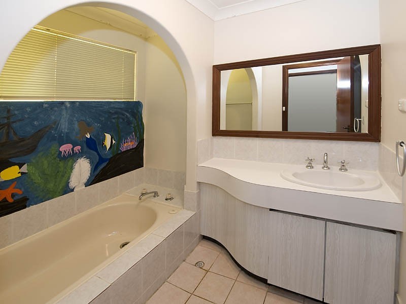 29 Matthew Way, Thornlie WA 6108