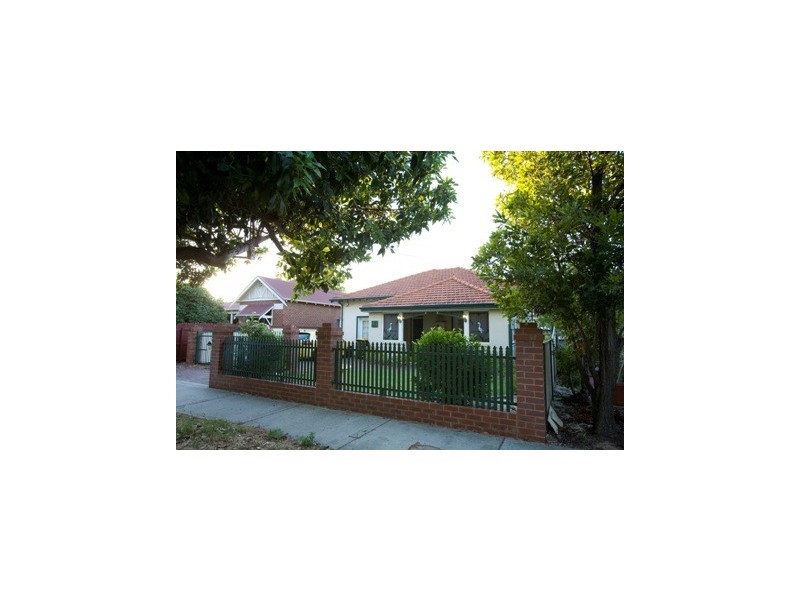 51 Armagh Street, Victoria Park WA 6100