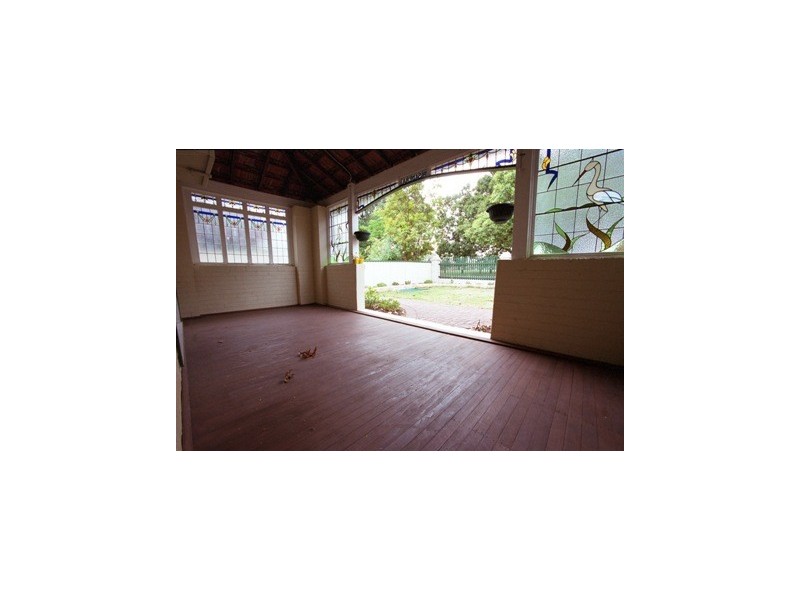 51 Armagh Street, Victoria Park WA 6100