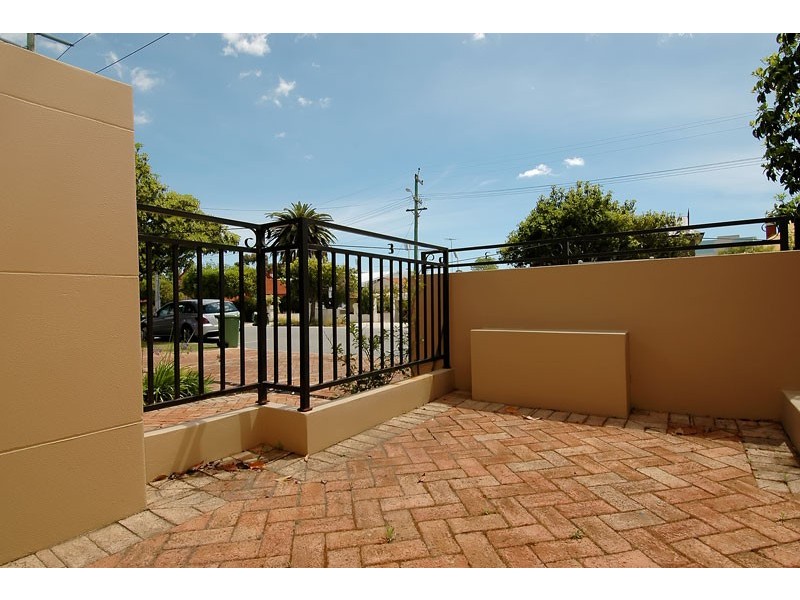 3/10 Kimberley Street, West Leederville WA 6007