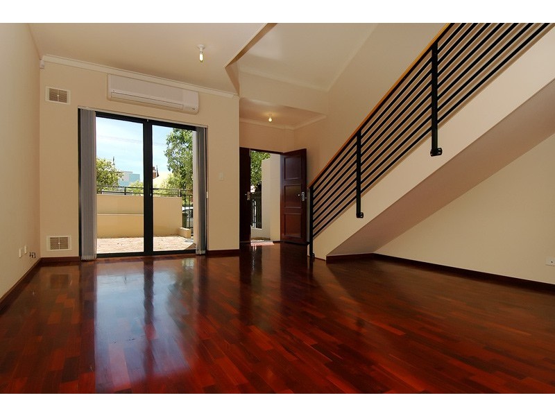 3/10 Kimberley Street, West Leederville WA 6007