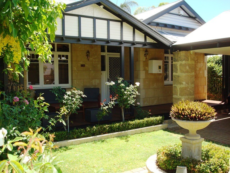 13 Arlington Avenue, South Perth WA 6151