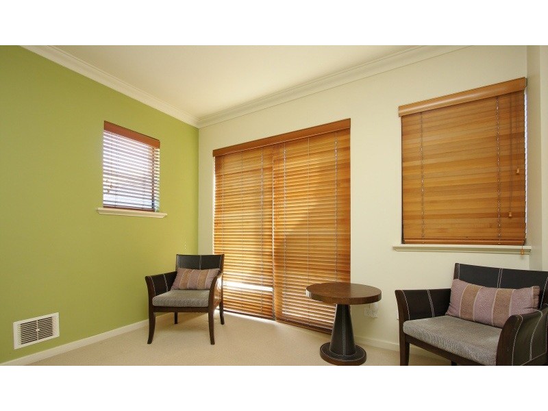 1/138  Robert Street, Como WA 6152