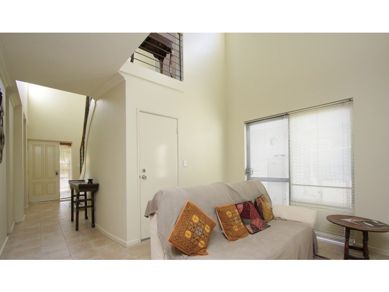 1/138  Robert Street, Como WA 6152
